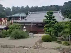 願成寺の本殿