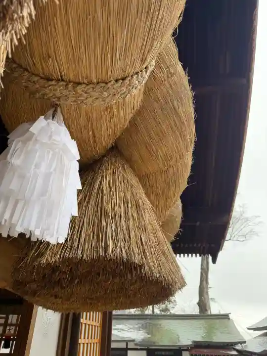 諏訪大社下社秋宮の{uncategorized: "未分類", other: "その他", undefined: "問題あり", building: "その他建物", grave: "お墓", sacred_gate: "鳥居", guardian: "狛犬", statue: "像", buddha: "仏像", history: "歴史", nature: "自然", garden: "庭園", animal: "動物", pagoda: "塔", temizu: "手水舎", mountain_gate: "山門・神門", sanctuary: "本殿・本堂", subordinate: "末社・摂社", art: "芸術", scenery: "景色", jizo: "地蔵", ema: "絵馬", goshuin: "御朱印", omikuji: "おみくじ", items: "授与品その他", amulet: "お守り", goshuincho: "御朱印帳", eats: "食事", festival: "お祭り", votive_dance: "神楽", shichigosan: "七五三参", wedding: "結婚式", experience: "体験その他", initially: "初詣", around: "周辺", anti_infection: "感染症対策"}