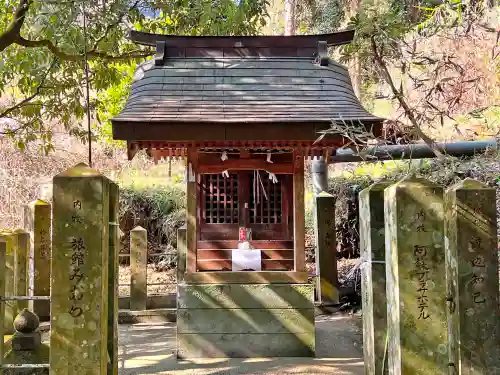 国造神社の末社