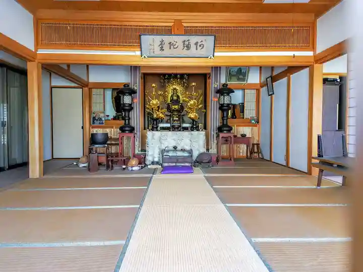 阿弥陀寺の本殿・本堂