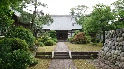 安養寺の本殿・本堂