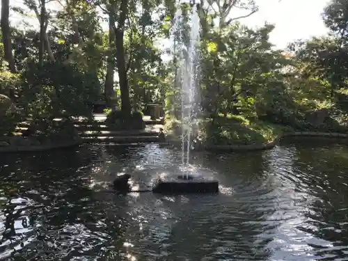 寒川神社の庭園