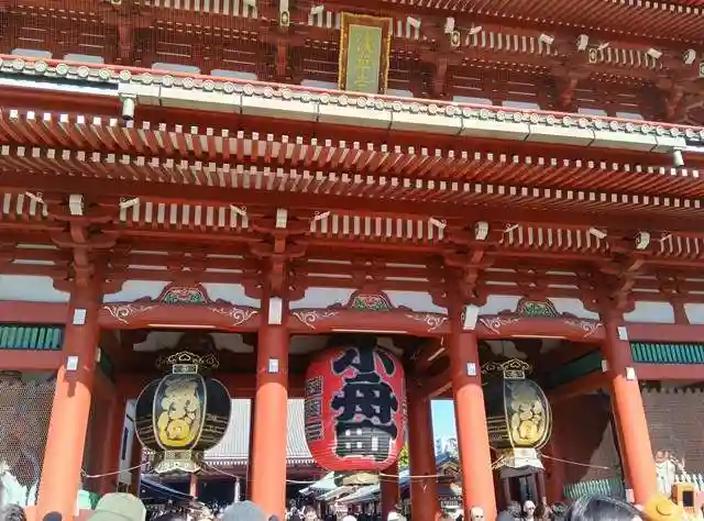 浅草寺の山門・神門