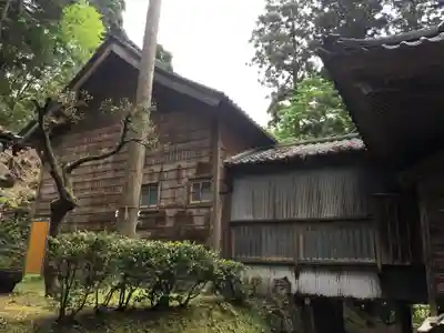 佐々牟志神社の本殿・本堂