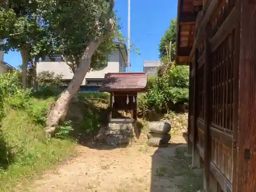 須賀神社の末社