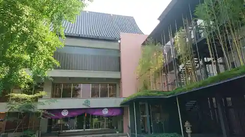 回向院の本殿・本堂