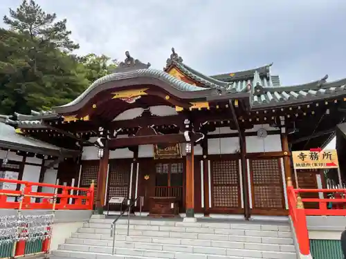門戸厄神東光寺の本殿・本堂