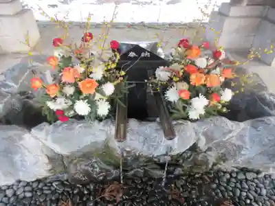 滋賀県護国神社の手水舎