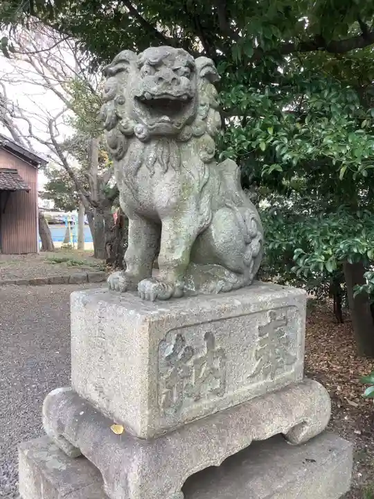 平坂熊野神社の狛犬