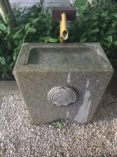 茶ノ木神社の手水舎