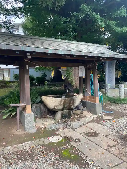 前原御嶽神社の手水舎