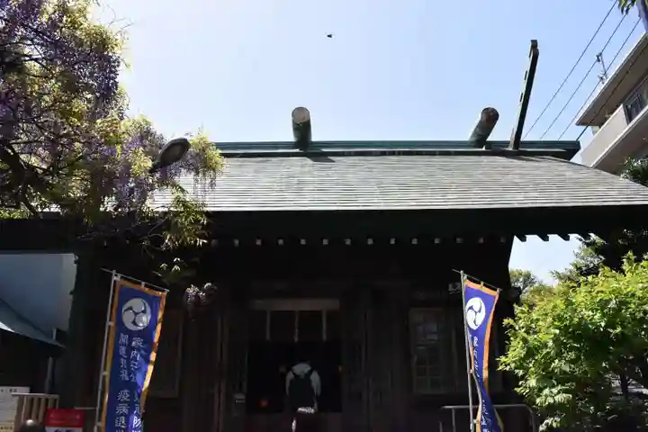 國領神社の本殿・本堂