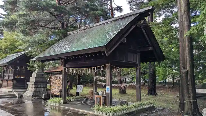 富良野神社の手水舎