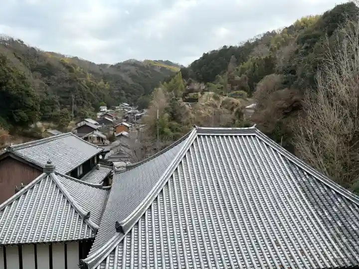 神童寺の{uncategorized: "未分類", other: "その他", undefined: "問題あり", building: "その他建物", grave: "お墓", sacred_gate: "鳥居", guardian: "狛犬", statue: "像", buddha: "仏像", history: "歴史", nature: "自然", garden: "庭園", animal: "動物", pagoda: "塔", temizu: "手水舎", mountain_gate: "山門・神門", sanctuary: "本殿・本堂", subordinate: "末社・摂社", art: "芸術", scenery: "景色", jizo: "地蔵", ema: "絵馬", goshuin: "御朱印", omikuji: "おみくじ", items: "授与品その他", amulet: "お守り", goshuincho: "御朱印帳", eats: "食事", festival: "お祭り", votive_dance: "神楽", shichigosan: "七五三参", wedding: "結婚式", experience: "体験その他", initially: "初詣", around: "周辺", anti_infection: "感染症対策"}