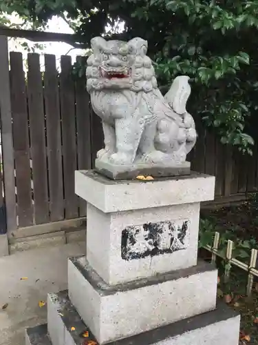 八雲神社の狛犬