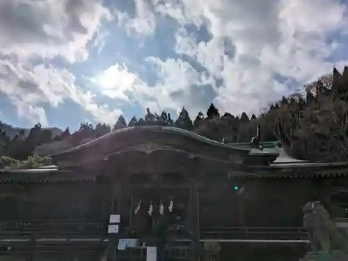 函館八幡宮の{uncategorized: "未分類", other: "その他", undefined: "問題あり", building: "その他建物", grave: "お墓", sacred_gate: "鳥居", guardian: "狛犬", statue: "像", buddha: "仏像", history: "歴史", nature: "自然", garden: "庭園", animal: "動物", pagoda: "塔", temizu: "手水舎", mountain_gate: "山門・神門", sanctuary: "本殿・本堂", subordinate: "末社・摂社", art: "芸術", scenery: "景色", jizo: "地蔵", ema: "絵馬", goshuin: "御朱印", omikuji: "おみくじ", items: "授与品その他", amulet: "お守り", goshuincho: "御朱印帳", eats: "食事", festival: "お祭り", votive_dance: "神楽", shichigosan: "七五三参", wedding: "結婚式", experience: "体験その他", initially: "初詣", around: "周辺", anti_infection: "感染症対策"}