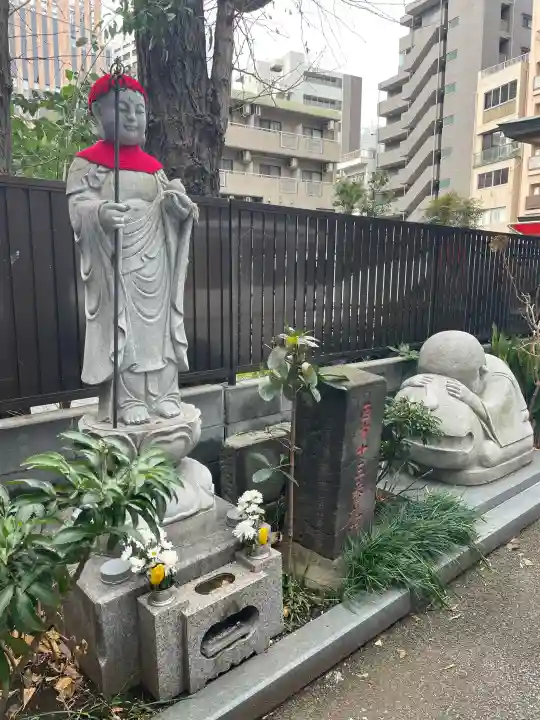 法音寺の{uncategorized: "未分類", other: "その他", undefined: "問題あり", building: "その他建物", grave: "お墓", sacred_gate: "鳥居", guardian: "狛犬", statue: "像", buddha: "仏像", history: "歴史", nature: "自然", garden: "庭園", animal: "動物", pagoda: "塔", temizu: "手水舎", mountain_gate: "山門・神門", sanctuary: "本殿・本堂", subordinate: "末社・摂社", art: "芸術", scenery: "景色", jizo: "地蔵", ema: "絵馬", goshuin: "御朱印", omikuji: "おみくじ", items: "授与品その他", amulet: "お守り", goshuincho: "御朱印帳", eats: "食事", festival: "お祭り", votive_dance: "神楽", shichigosan: "七五三参", wedding: "結婚式", experience: "体験その他", initially: "初詣", around: "周辺", anti_infection: "感染症対策"}