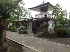 徳蔵寺の本殿