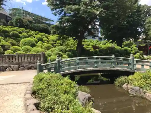 根津神社の庭園