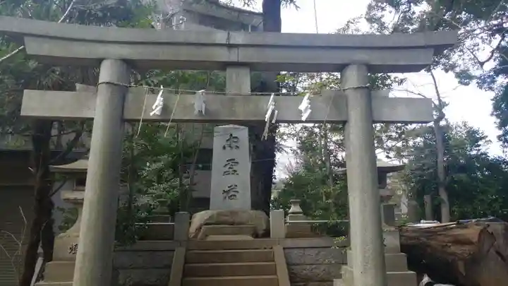 玉川神社の鳥居