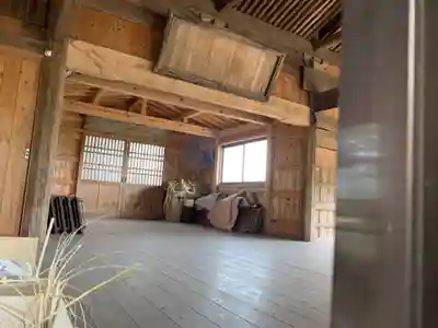 諏訪神社の本殿・本堂