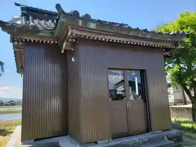 砂田神社の本殿