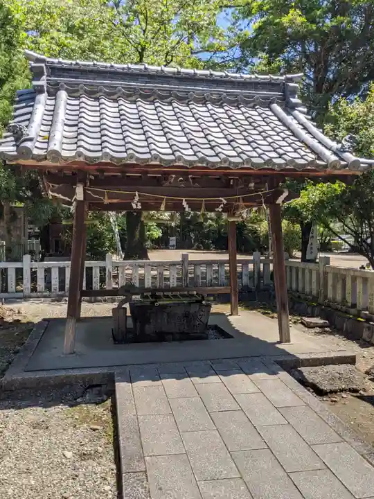手力雄神社の手水舎
