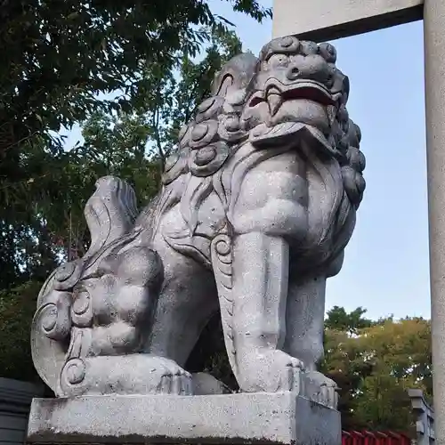 尾陽神社の狛犬