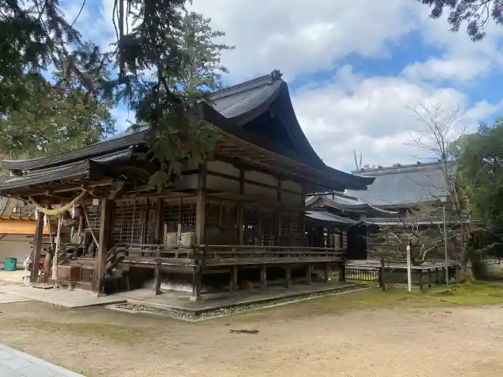 出石神社の{uncategorized: "未分類", other: "その他", undefined: "問題あり", building: "その他建物", grave: "お墓", sacred_gate: "鳥居", guardian: "狛犬", statue: "像", buddha: "仏像", history: "歴史", nature: "自然", garden: "庭園", animal: "動物", pagoda: "塔", temizu: "手水舎", mountain_gate: "山門・神門", sanctuary: "本殿・本堂", subordinate: "末社・摂社", art: "芸術", scenery: "景色", jizo: "地蔵", ema: "絵馬", goshuin: "御朱印", omikuji: "おみくじ", items: "授与品その他", amulet: "お守り", goshuincho: "御朱印帳", eats: "食事", festival: "お祭り", votive_dance: "神楽", shichigosan: "七五三参", wedding: "結婚式", experience: "体験その他", initially: "初詣", around: "周辺", anti_infection: "感染症対策"}