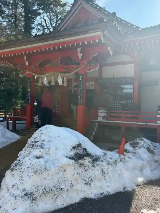 金澤神社の{uncategorized: "未分類", other: "その他", undefined: "問題あり", building: "その他建物", grave: "お墓", sacred_gate: "鳥居", guardian: "狛犬", statue: "像", buddha: "仏像", history: "歴史", nature: "自然", garden: "庭園", animal: "動物", pagoda: "塔", temizu: "手水舎", mountain_gate: "山門・神門", sanctuary: "本殿・本堂", subordinate: "末社・摂社", art: "芸術", scenery: "景色", jizo: "地蔵", ema: "絵馬", goshuin: "御朱印", omikuji: "おみくじ", items: "授与品その他", amulet: "お守り", goshuincho: "御朱印帳", eats: "食事", festival: "お祭り", votive_dance: "神楽", shichigosan: "七五三参", wedding: "結婚式", experience: "体験その他", initially: "初詣", around: "周辺", anti_infection: "感染症対策"}