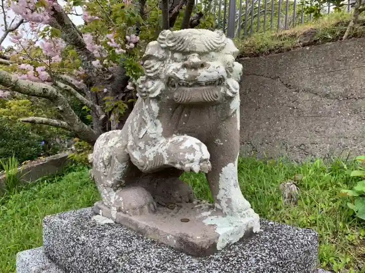 大萩神社の狛犬