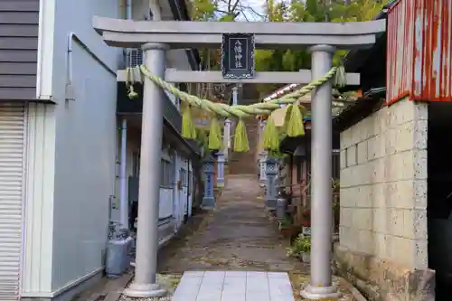 八幡神社の鳥居
