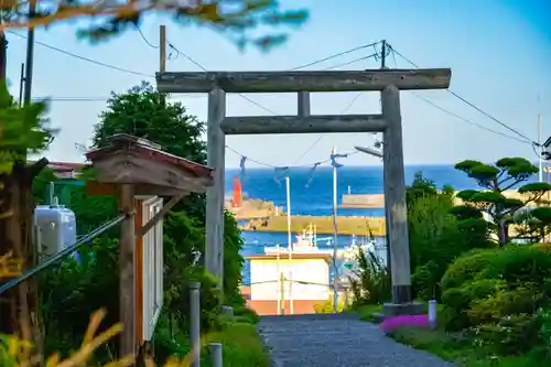 尻岸内八幡神社の鳥居