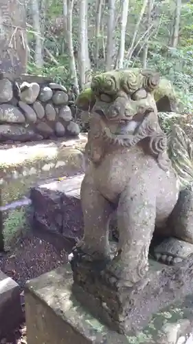 定山渓神社の狛犬