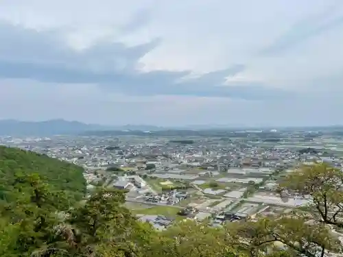 阿賀神社の{uncategorized: "未分類", other: "その他", undefined: "問題あり", building: "その他建物", grave: "お墓", sacred_gate: "鳥居", guardian: "狛犬", statue: "像", buddha: "仏像", history: "歴史", nature: "自然", garden: "庭園", animal: "動物", pagoda: "塔", temizu: "手水舎", mountain_gate: "山門・神門", sanctuary: "本殿・本堂", subordinate: "末社・摂社", art: "芸術", scenery: "景色", jizo: "地蔵", ema: "絵馬", goshuin: "御朱印", omikuji: "おみくじ", items: "授与品その他", amulet: "お守り", goshuincho: "御朱印帳", eats: "食事", festival: "お祭り", votive_dance: "神楽", shichigosan: "七五三参", wedding: "結婚式", experience: "体験その他", initially: "初詣", around: "周辺", anti_infection: "感染症対策"}