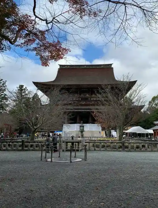 金峯山寺の{uncategorized: "未分類", other: "その他", undefined: "問題あり", building: "その他建物", grave: "お墓", sacred_gate: "鳥居", guardian: "狛犬", statue: "像", buddha: "仏像", history: "歴史", nature: "自然", garden: "庭園", animal: "動物", pagoda: "塔", temizu: "手水舎", mountain_gate: "山門・神門", sanctuary: "本殿・本堂", subordinate: "末社・摂社", art: "芸術", scenery: "景色", jizo: "地蔵", ema: "絵馬", goshuin: "御朱印", omikuji: "おみくじ", items: "授与品その他", amulet: "お守り", goshuincho: "御朱印帳", eats: "食事", festival: "お祭り", votive_dance: "神楽", shichigosan: "七五三参", wedding: "結婚式", experience: "体験その他", initially: "初詣", around: "周辺", anti_infection: "感染症対策"}