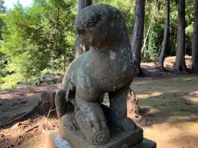 稲荷神社の狛犬