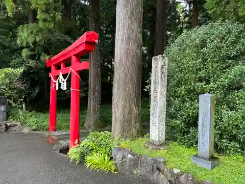 須山浅間神社の鳥居