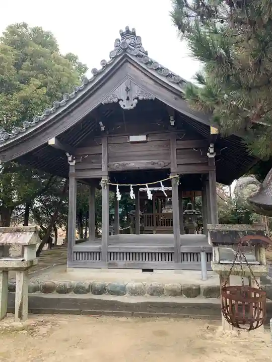 澳津社(一色森山)の本殿・本堂