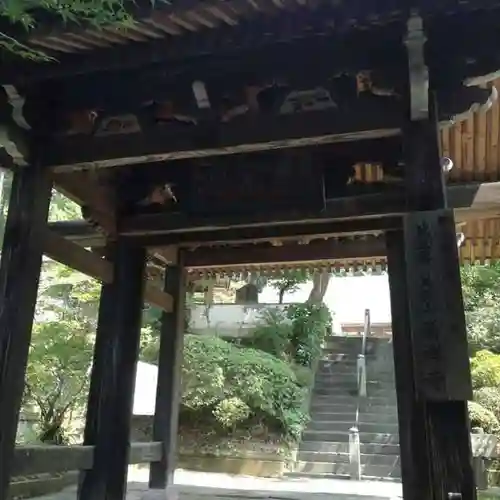 崇禅寺の山門