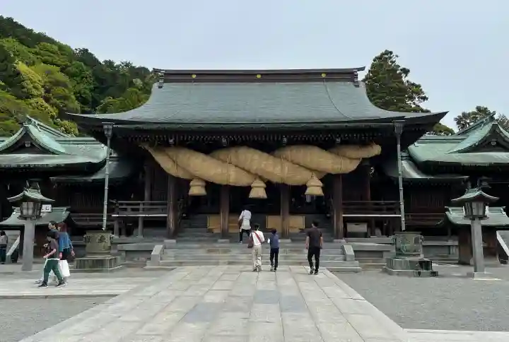 宮地嶽神社の{uncategorized: "未分類", other: "その他", undefined: "問題あり", building: "その他建物", grave: "お墓", sacred_gate: "鳥居", guardian: "狛犬", statue: "像", buddha: "仏像", history: "歴史", nature: "自然", garden: "庭園", animal: "動物", pagoda: "塔", temizu: "手水舎", mountain_gate: "山門・神門", sanctuary: "本殿・本堂", subordinate: "末社・摂社", art: "芸術", scenery: "景色", jizo: "地蔵", ema: "絵馬", goshuin: "御朱印", omikuji: "おみくじ", items: "授与品その他", amulet: "お守り", goshuincho: "御朱印帳", eats: "食事", festival: "お祭り", votive_dance: "神楽", shichigosan: "七五三参", wedding: "結婚式", experience: "体験その他", initially: "初詣", around: "周辺", anti_infection: "感染症対策"}