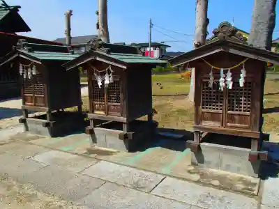 牛島　女體神社の末社・摂社
