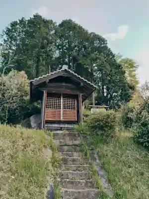 よきとぎ地蔵の{uncategorized: "未分類", other: "その他", undefined: "問題あり", building: "その他建物", grave: "お墓", sacred_gate: "鳥居", guardian: "狛犬", statue: "像", buddha: "仏像", history: "歴史", nature: "自然", garden: "庭園", animal: "動物", pagoda: "塔", temizu: "手水舎", mountain_gate: "山門・神門", sanctuary: "本殿・本堂", subordinate: "末社・摂社", art: "芸術", scenery: "景色", jizo: "地蔵", ema: "絵馬", goshuin: "御朱印", omikuji: "おみくじ", items: "授与品その他", amulet: "お守り", goshuincho: "御朱印帳", eats: "食事", festival: "お祭り", votive_dance: "神楽", shichigosan: "七五三参", wedding: "結婚式", experience: "体験その他", initially: "初詣", around: "周辺", anti_infection: "感染症対策"}