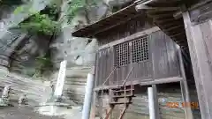 那古寺の末社