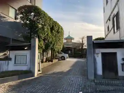 専念寺の山門・神門