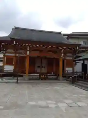 東覺寺の本殿・本堂