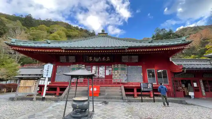 中禅寺の本殿・本堂