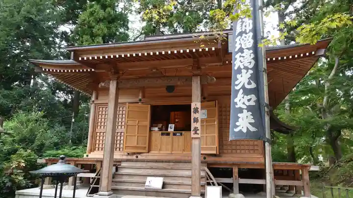 中尊寺金色堂(岩手県)