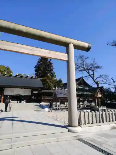 丹後一ノ宮 元伊勢 籠神社の{uncategorized: "未分類", other: "その他", undefined: "問題あり", building: "その他建物", grave: "お墓", sacred_gate: "鳥居", guardian: "狛犬", statue: "像", buddha: "仏像", history: "歴史", nature: "自然", garden: "庭園", animal: "動物", pagoda: "塔", temizu: "手水舎", mountain_gate: "山門・神門", sanctuary: "本殿・本堂", subordinate: "末社・摂社", art: "芸術", scenery: "景色", jizo: "地蔵", ema: "絵馬", goshuin: "御朱印", omikuji: "おみくじ", items: "授与品その他", amulet: "お守り", goshuincho: "御朱印帳", eats: "食事", festival: "お祭り", votive_dance: "神楽", shichigosan: "七五三参", wedding: "結婚式", experience: "体験その他", initially: "初詣", around: "周辺", anti_infection: "感染症対策"}