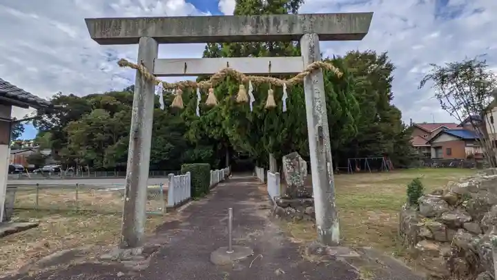 熊野社(塔野地東屋敷)の鳥居